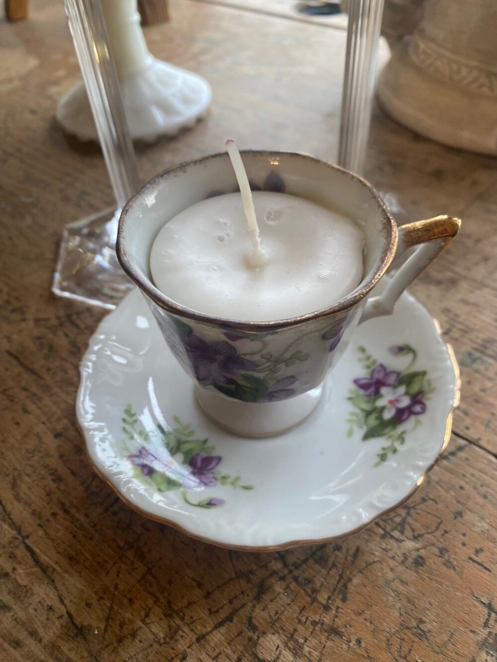 Vintage porcelain tea cup candle
